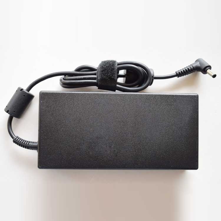 CHICONY A230A011L Chargeur Adaptateur