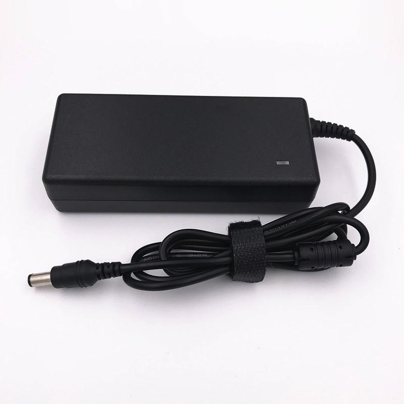 TOSHIBA PA3241U-1ACA Chargeur Adaptateur